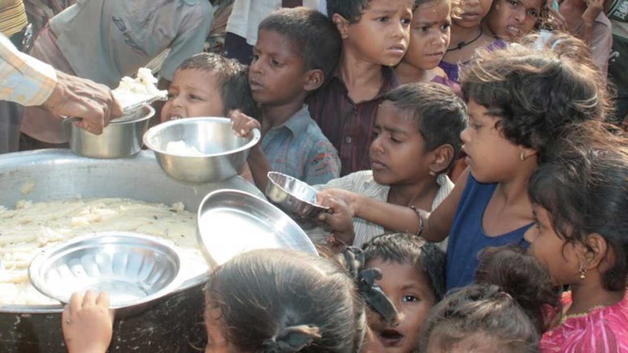 শুধু ত্রাণ দেবেন, অধিকারগুলো জানাবেন না কমরেড?